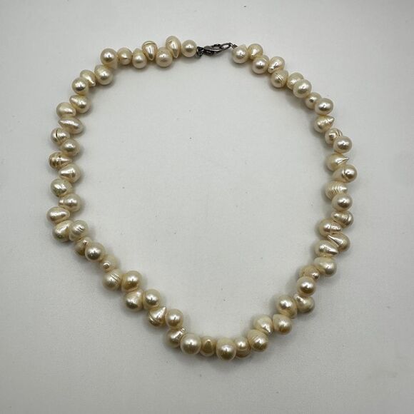 16" of all 10mm (ish) freshwater pearl necklace with silver tone metal hardware! - Picture 4 of 10